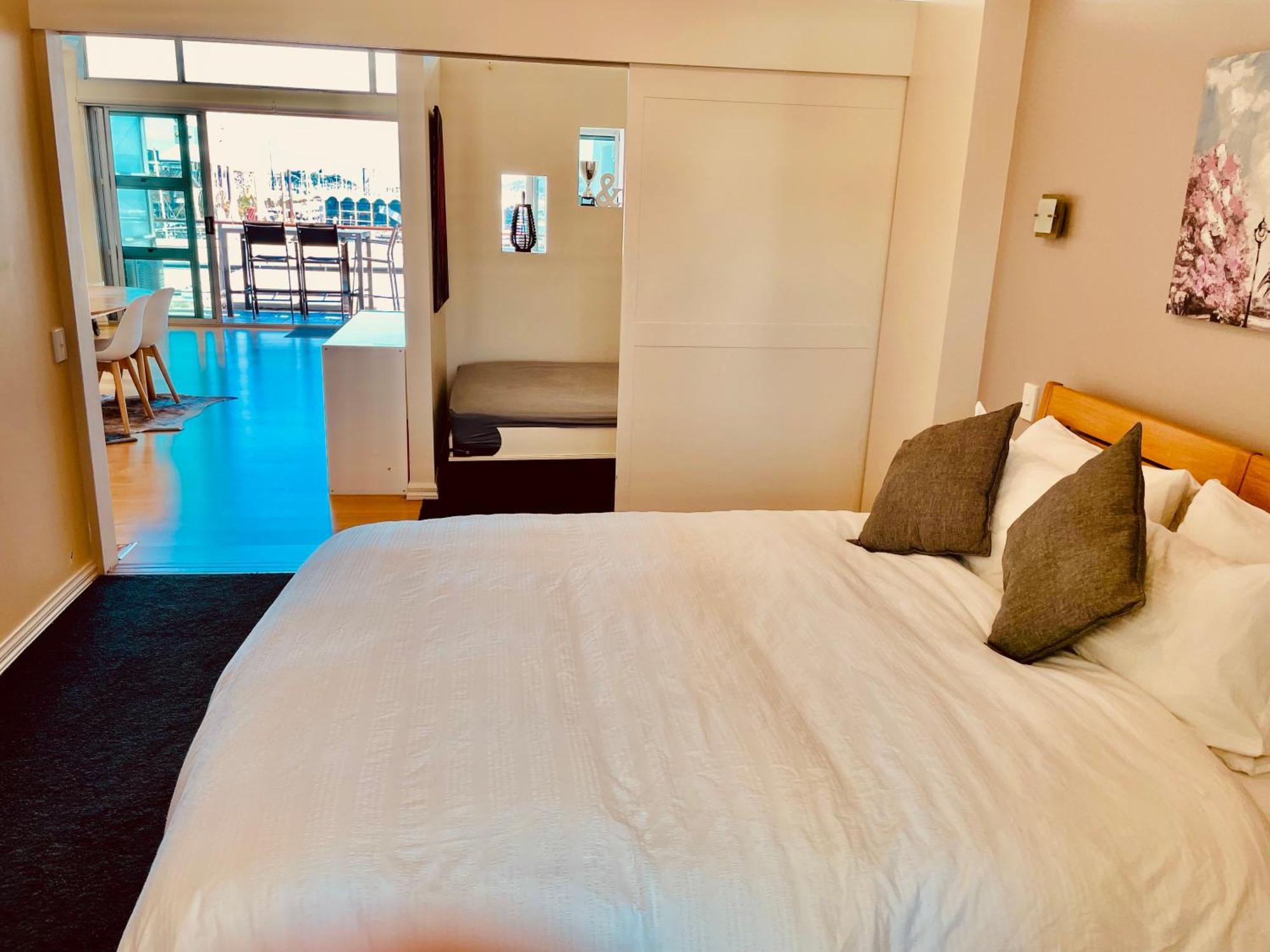 New Waterfront Penthouse On Princes Wharf With Harbor View! The Heart Of Auckland City! Free Parking! Ngoại thất bức ảnh